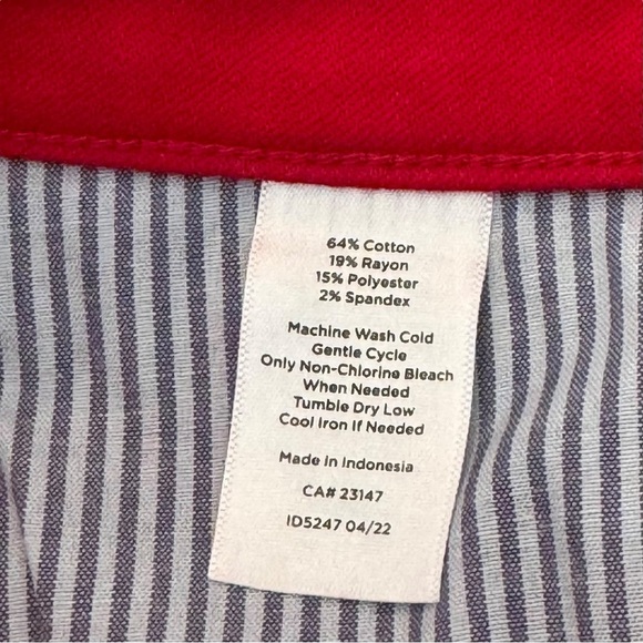 NWOT Talbots Size 2 High Rise Skinny Leg Ankle True Red Denim Jegging Jeans - Picture 9 of 10